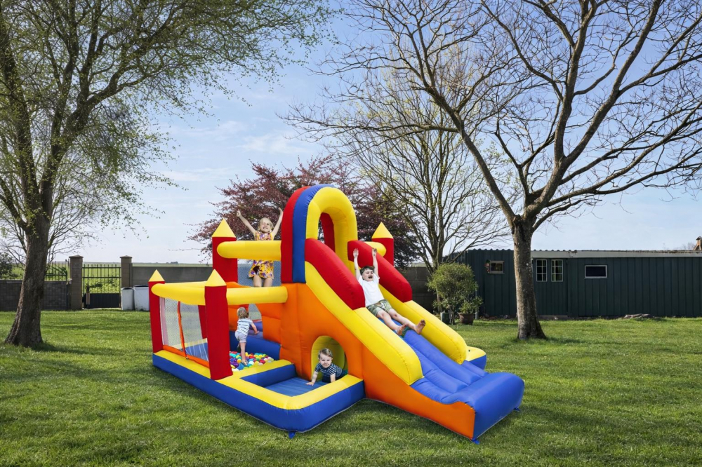 Ch&acirc;teau gonflable